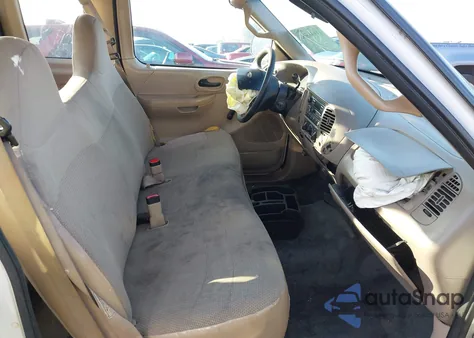 2000 Ford F-150 Lariat/Work Series/Xl/Xlt from USA, damaged, VIN 1FTRX17W8YKA37073